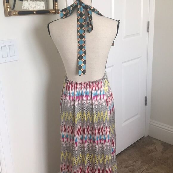Beautiful silk Maxi dress. So colorful and fun. - Picture 3 of 5